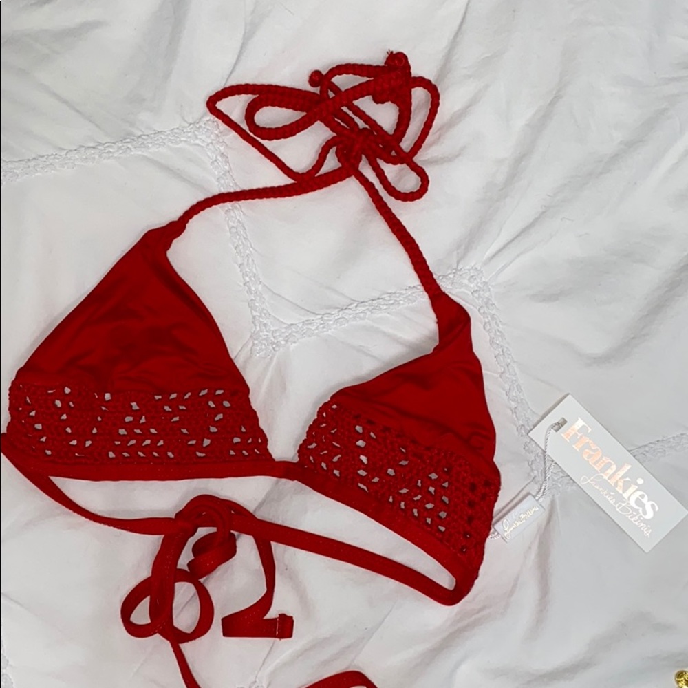 FRANKIES BIKINI TOP